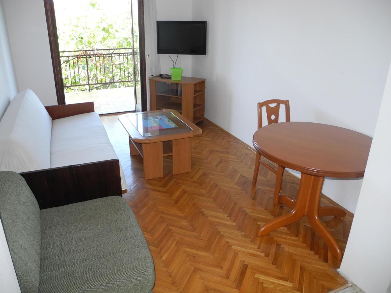 Apartment Vucko 6 Pax Crikvenica Exterior foto
